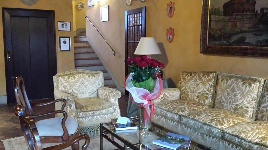 Hotel Torre Di San Martino Gazzola Di Rivalta Exterior foto